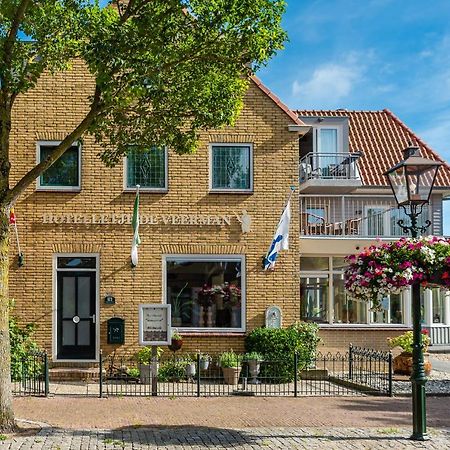 Hotelletje De Veerman Vlieland Exterior photo