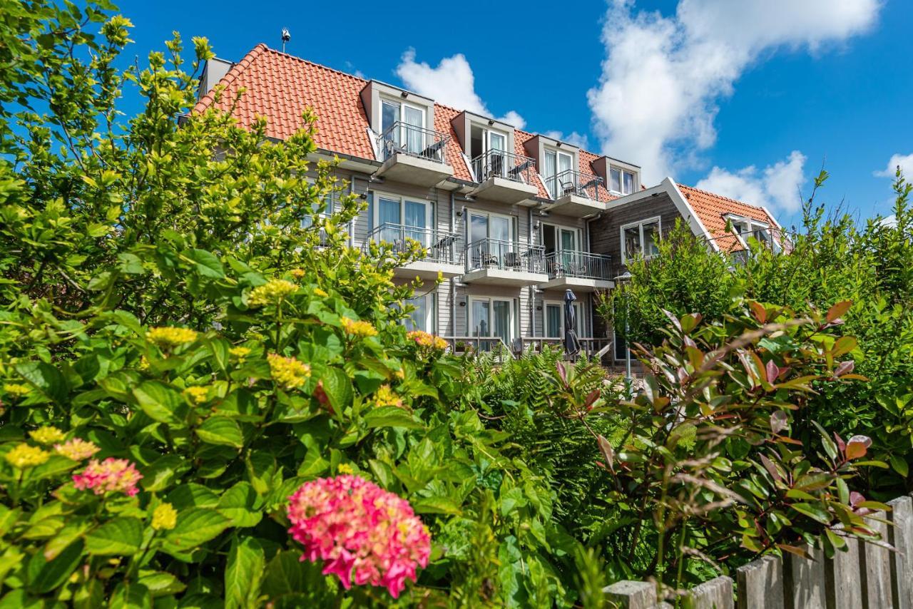 Hotelletje De Veerman Vlieland Exterior photo