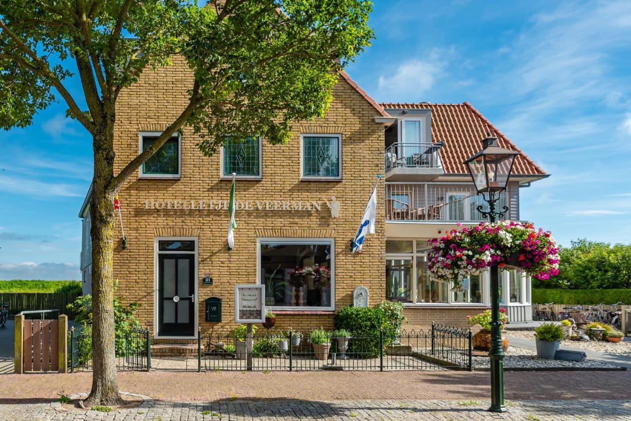 Hotelletje De Veerman Vlieland Exterior photo