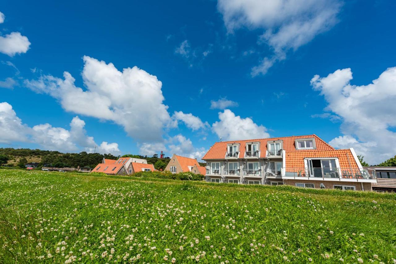 Hotelletje De Veerman Vlieland Exterior photo